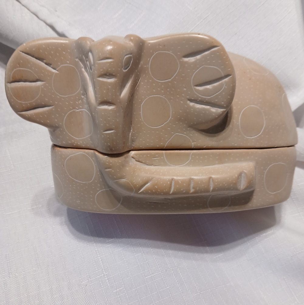 African Kenya Soapstone Trinket Box Hand Carved Elephant Laying Down